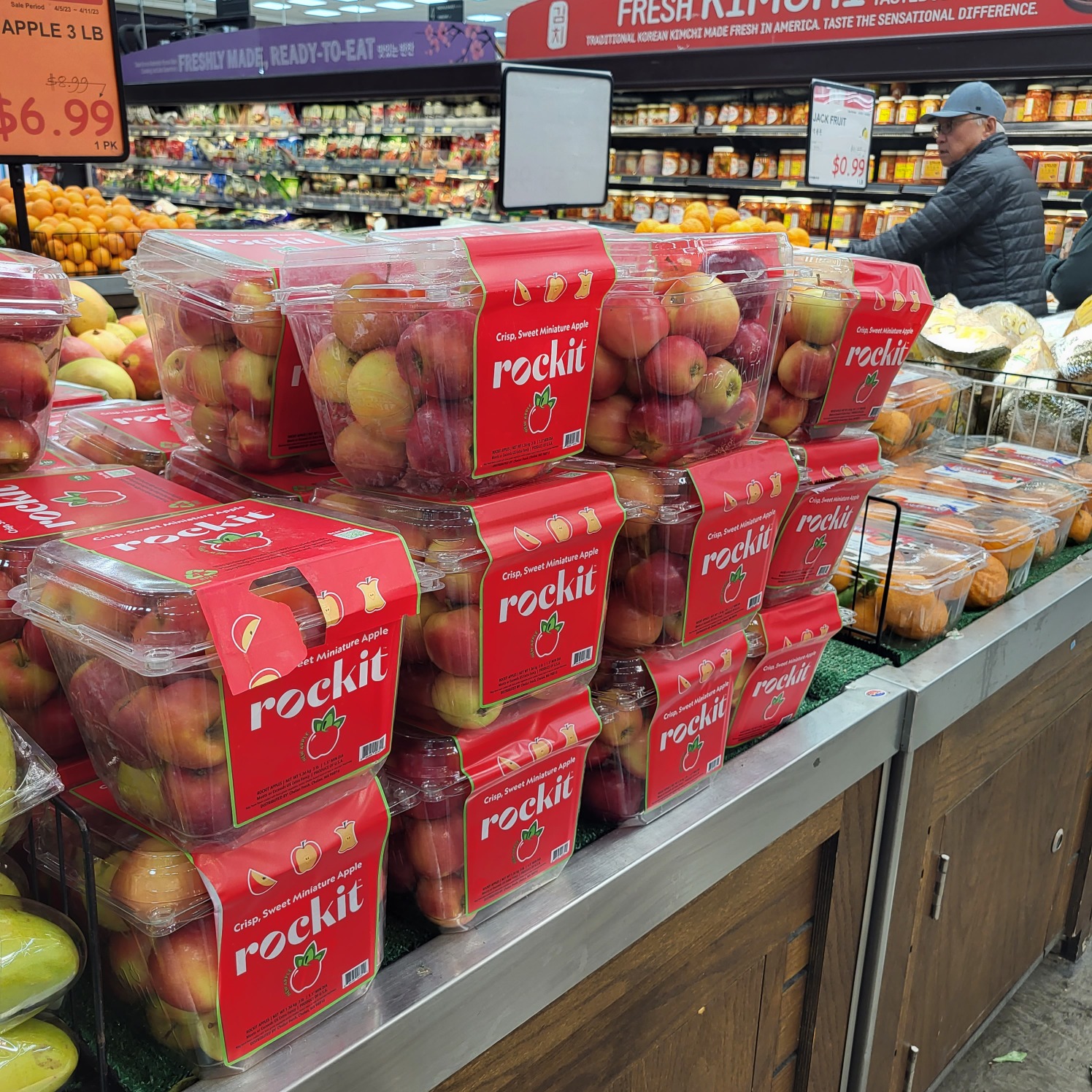 Rockit sets pace in global snack market - Fruit Growers News