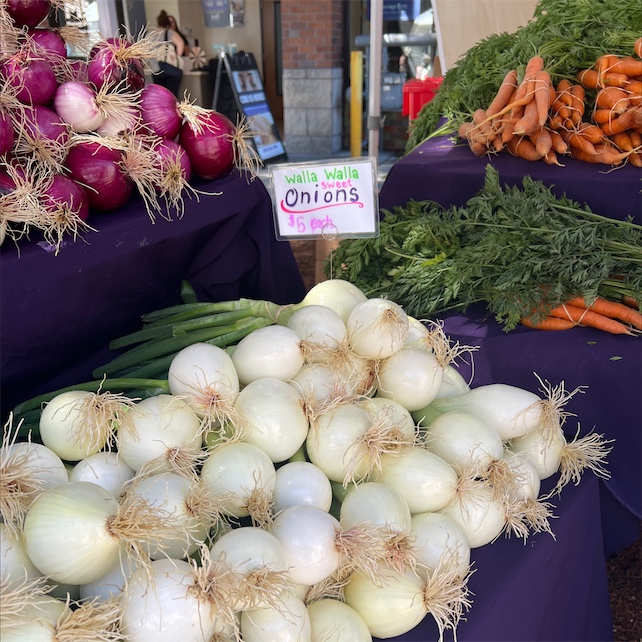 Daniel's Market BC - Shallots have a delicate and sweet flavor