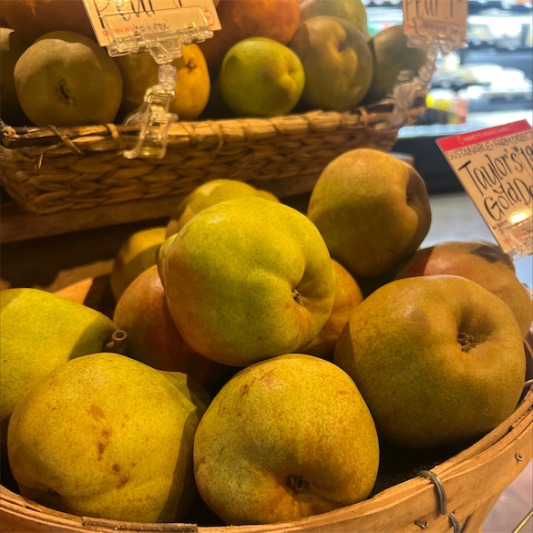 TAYLOR'S GOLD PEARS — Earl's Organic Produce