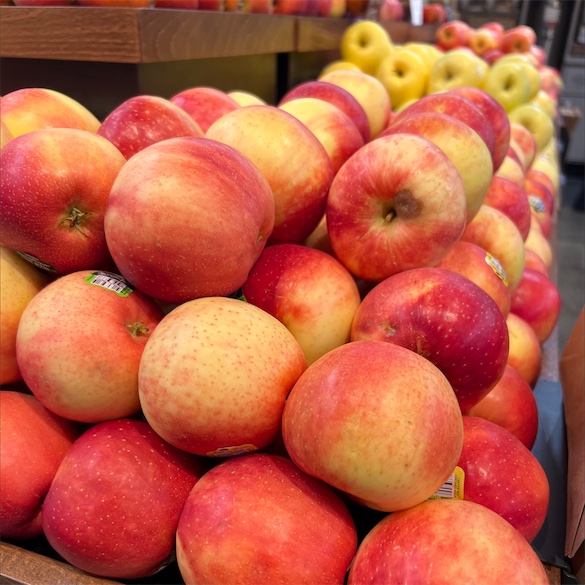 all-about-sweetango-apples-apple-lovers-rave-about - Lunds & Byerlys