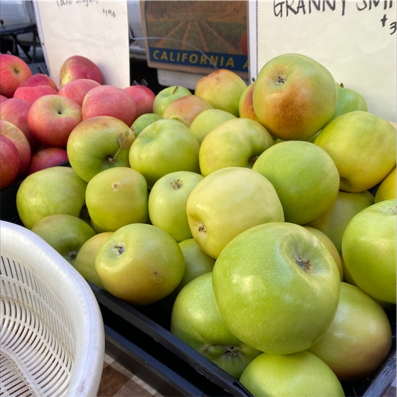 Dwarf Granny Smith Apple Tree - A true culinary delight for fresh